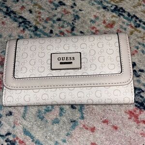 Guess Wallet